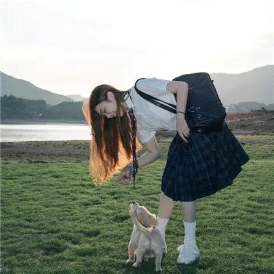 德里巴斯街上好天气,或者布莱顿海滩又下雨了